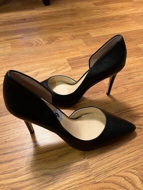 Jessica Simpson JS Paryn Leather Pumps Black Stiletto Leather Heels. Size9